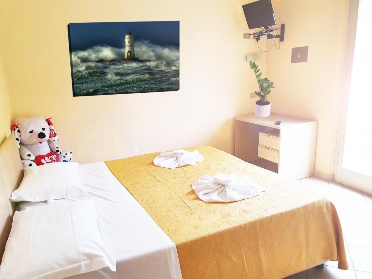 Hotel al Faro Cervia Esterno foto